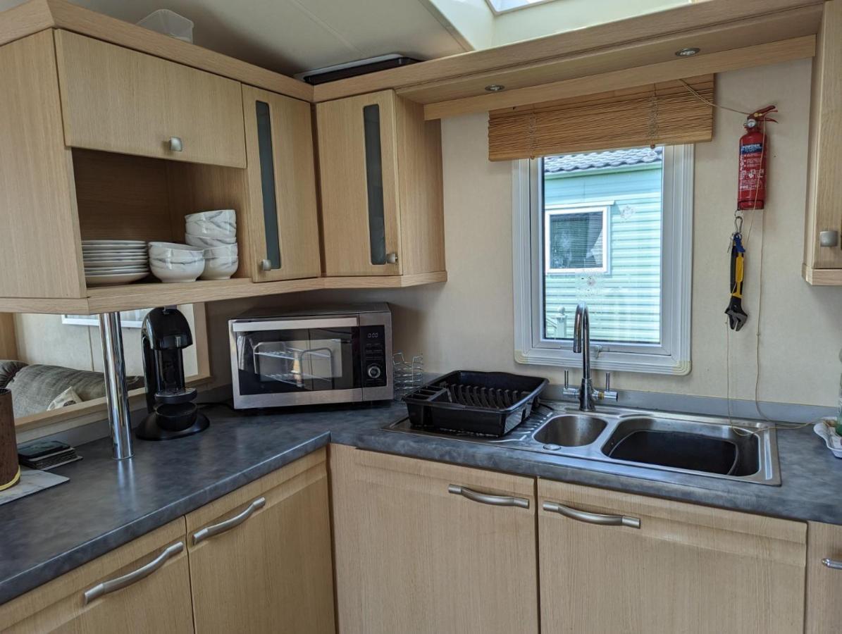 6 Berth Holiday Home On Ocean Edge Near Morecambe Heysham Buitenkant foto