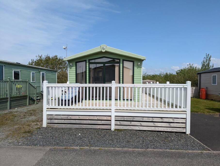 6 Berth Holiday Home On Ocean Edge Near Morecambe Heysham Buitenkant foto