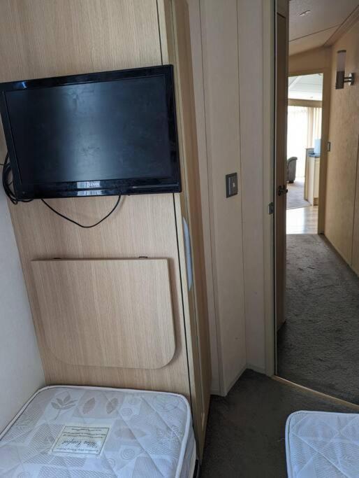 6 Berth Holiday Home On Ocean Edge Near Morecambe Heysham Buitenkant foto